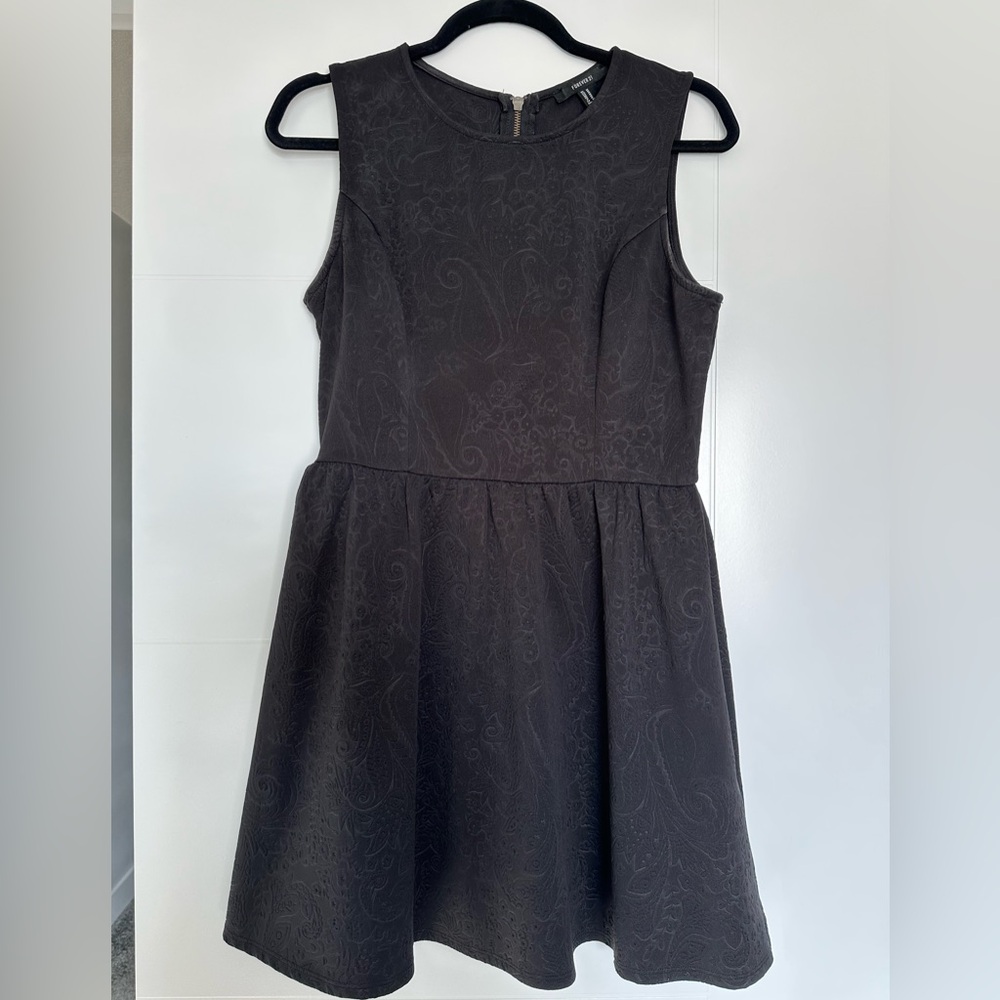 Forever 21 Black Sleeveless Dress